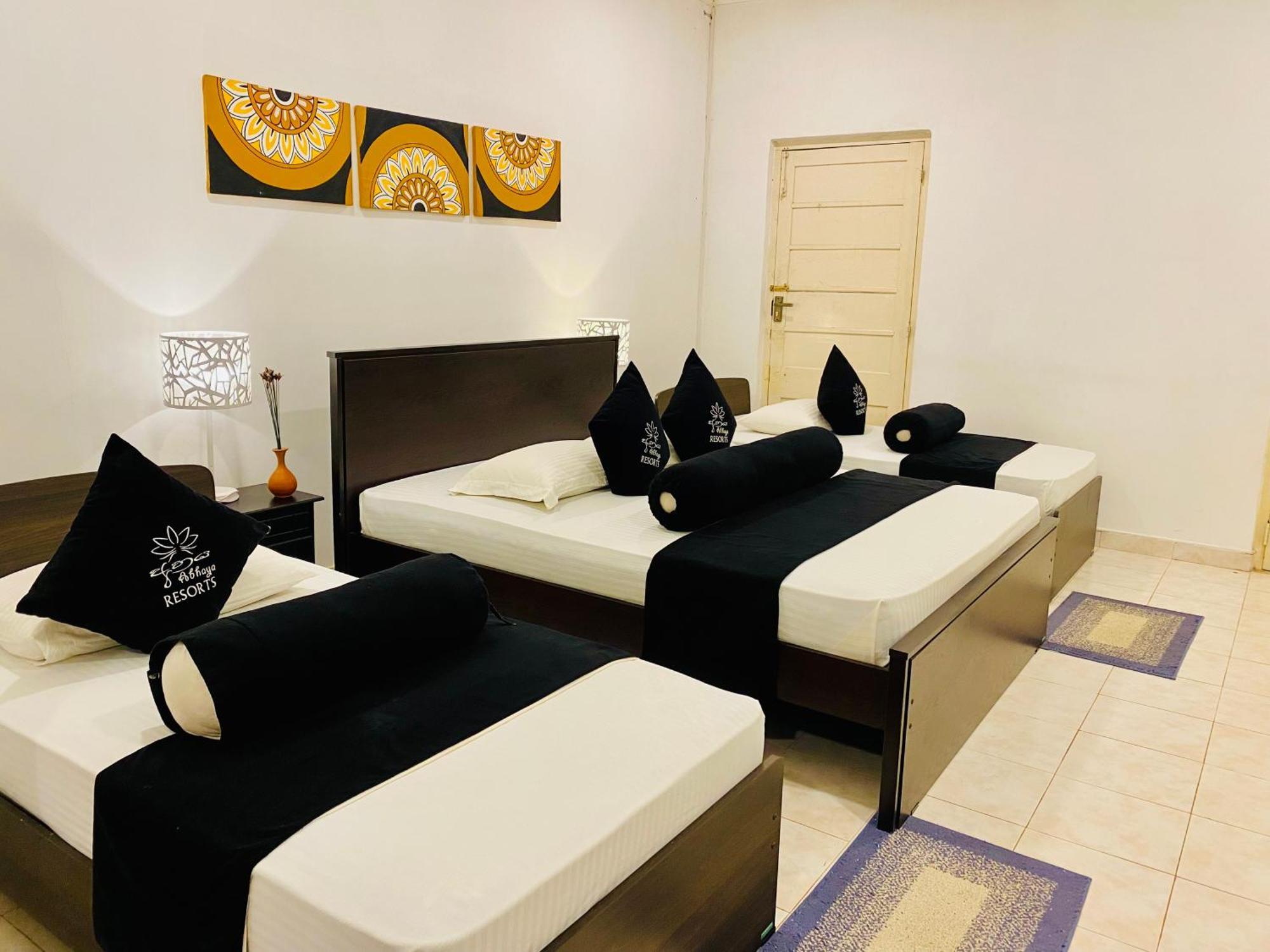 Abhaya Resorts Anuradhapura Dış mekan fotoğraf